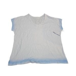 Elegant Light Blue Ombre Women's Tee